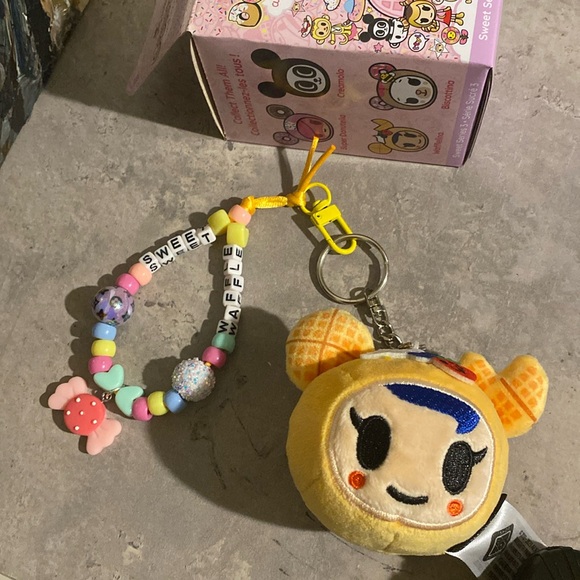 tokidoki Accessories - Tokidoki Wafflelina Plush Key Purse Chain